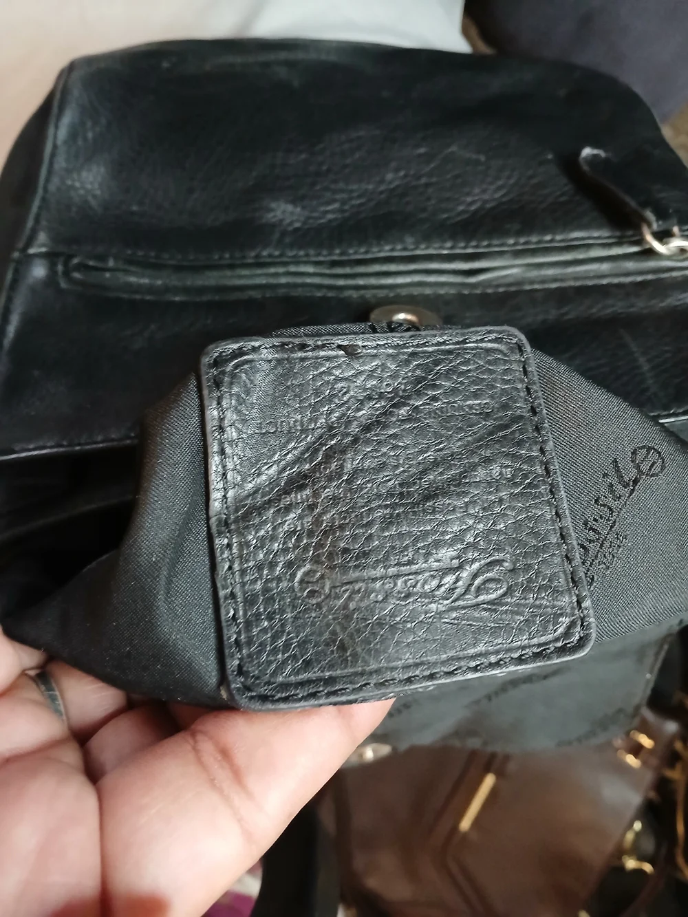 Fossil Vintage Black Leather Crossbody Messenger Bag